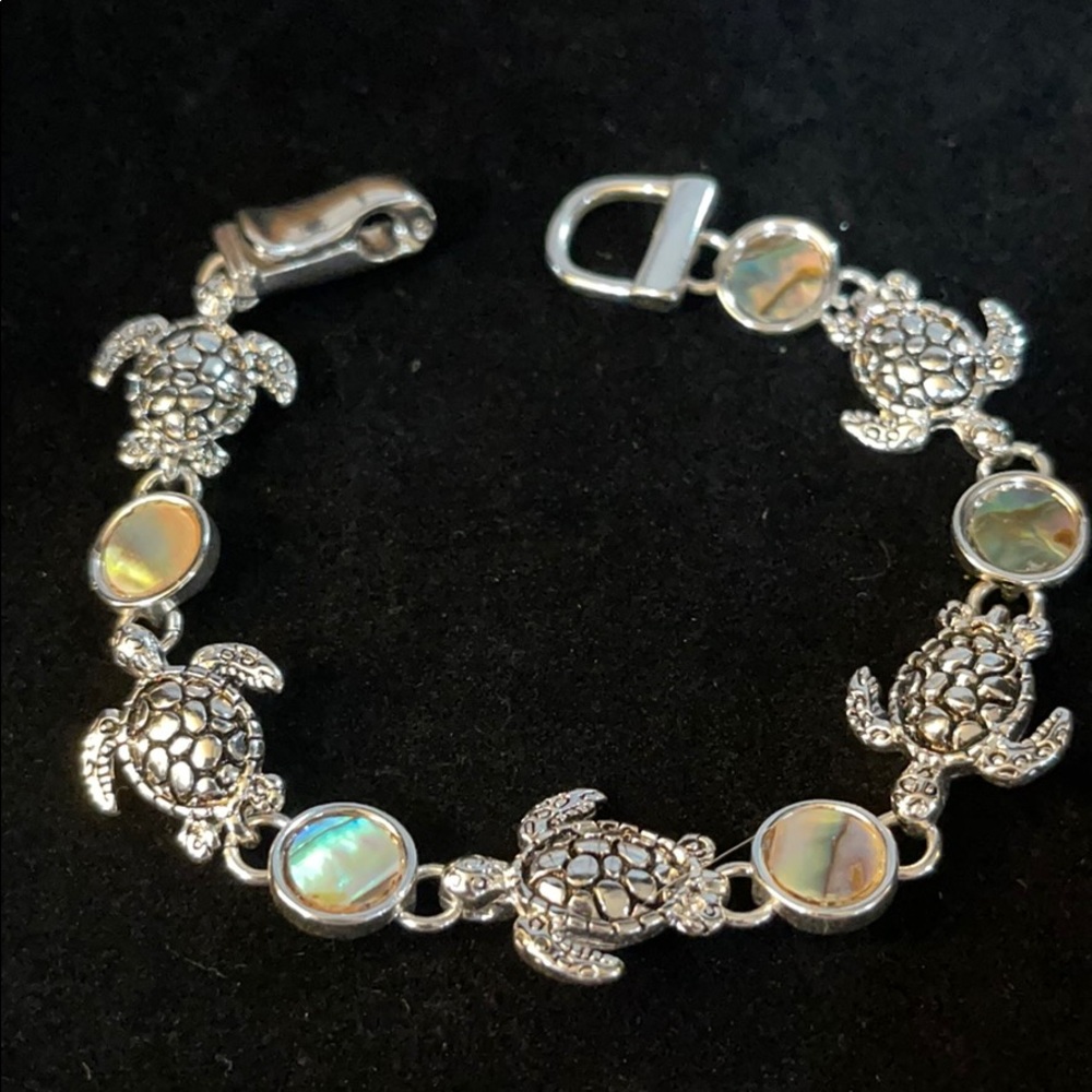 Costume jewelry silver colored turtle bracelet
